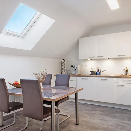 Kessler Waldblick * Häusern